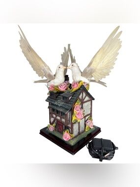 Vtg White Doves On Village House W/ Pink Roses Fiber Optic Multi Color Lamp